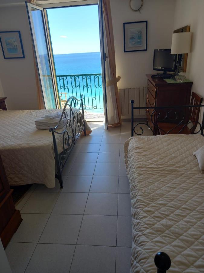 Leopold Hotel 3*