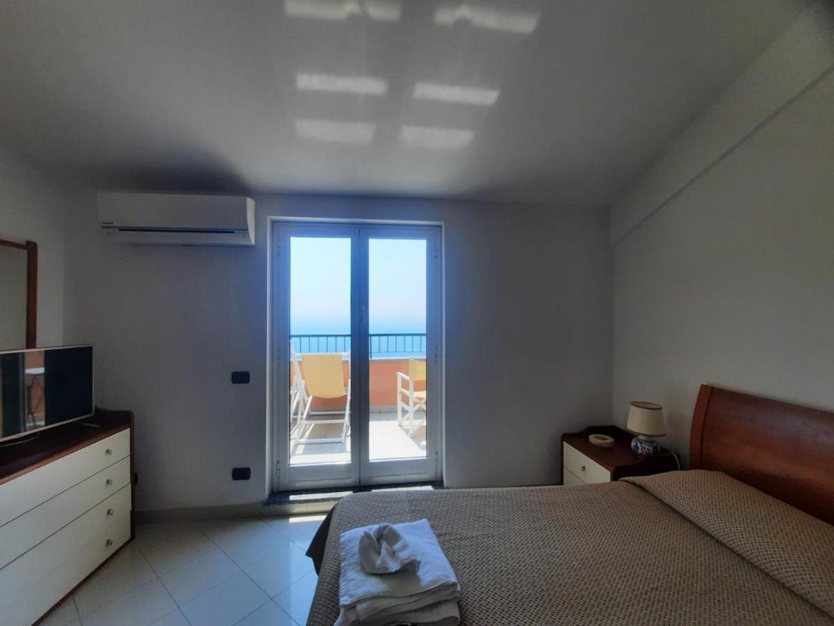 Leopold 3* Moneglia
