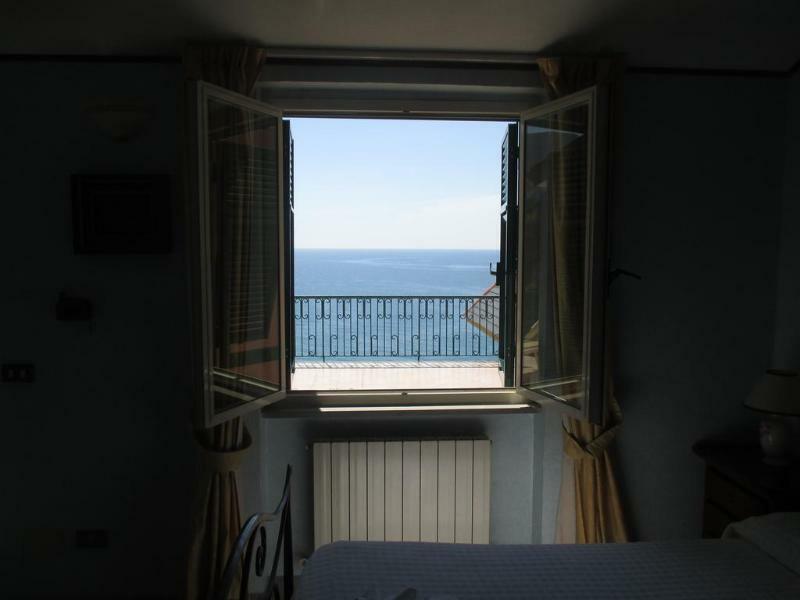 Hotel Leopold 3*